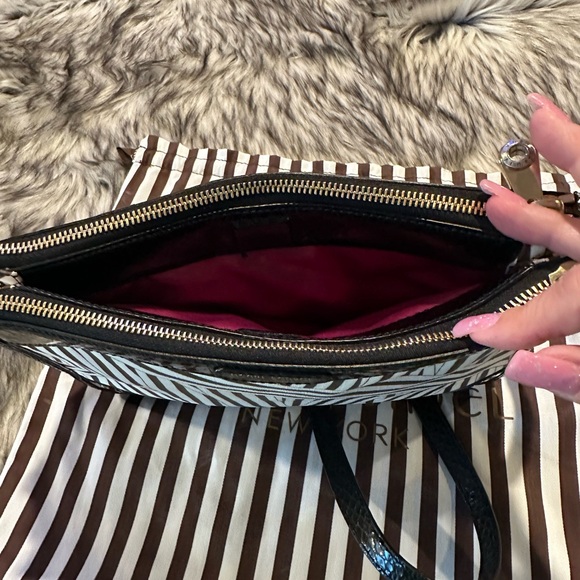 Henri bendel Disturbed Stripe Crossbody - Picture 4 of 7